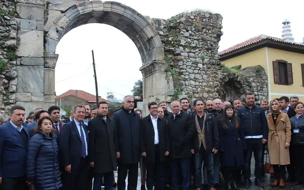 Ertuğrul Günay'dan bu yana bir ilk... KÜLTÜR VE TURİZM BAKANI MEHMET NURİ ERSOY MİLAS'TA... - 1