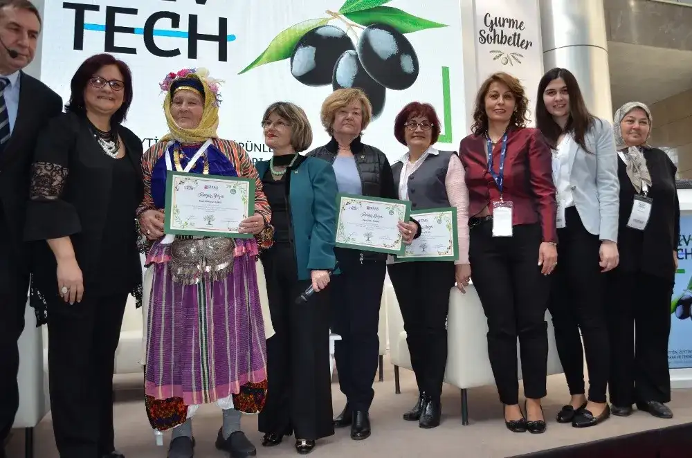 9. OLİVTECH FUARINDA UZZK'DAN ZEYTİNE EMEK VEREN 4 KADINA 4 ÖDÜL