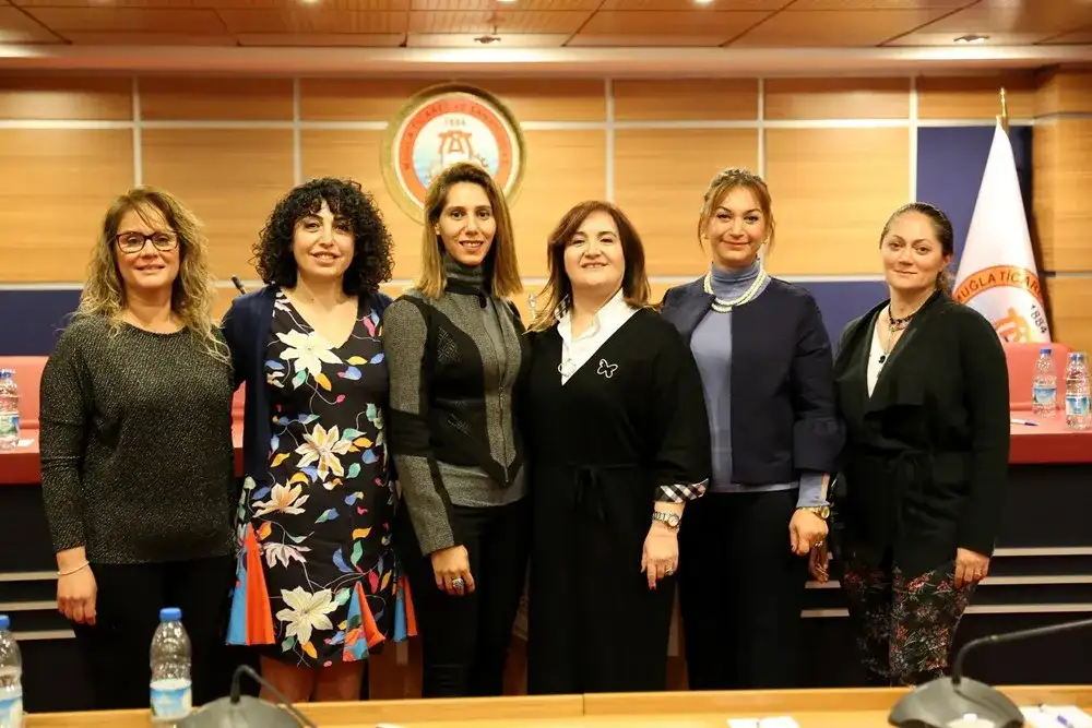 Muğla'nın kadın ve genç girişimcileri seçimlerini yaptılar:   M.ŞENİZ ÇAHAN VE MEHMET YAPICI, İCRA KOMİTELERİNİN BAŞKANLIKLARINA SEÇİLDİLER - 1