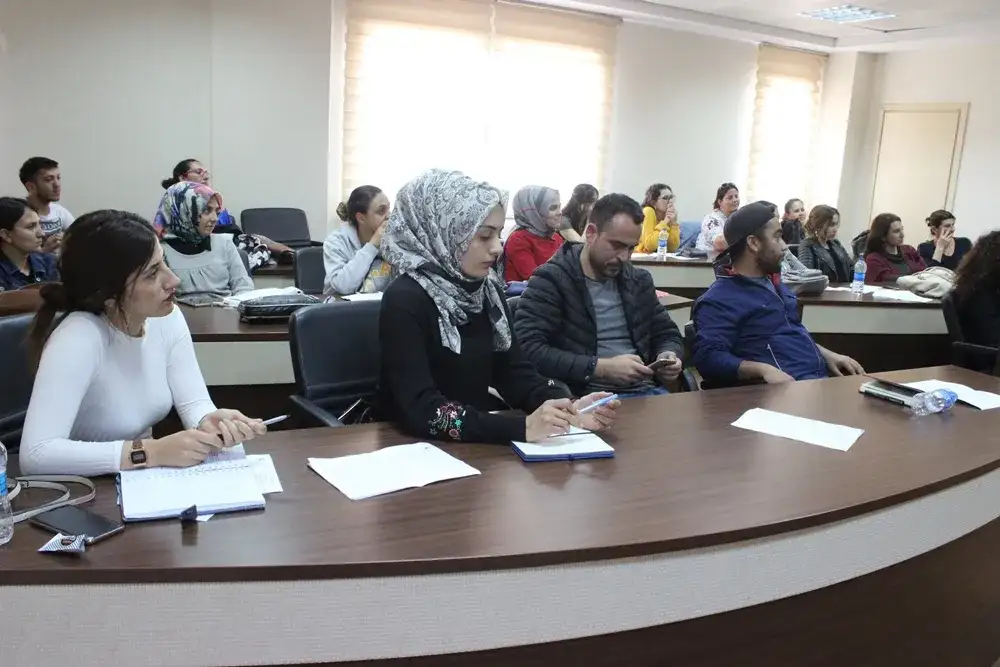 MİTSO'nun İŞKUR ve KOSGEB işbirliğinde açtığı girişimcilik kursuna yoğun ilgi... İSTANBUL'DAN, HATAY'DAN, BİTLİS'TEN BİLE GELDİLER... - 2