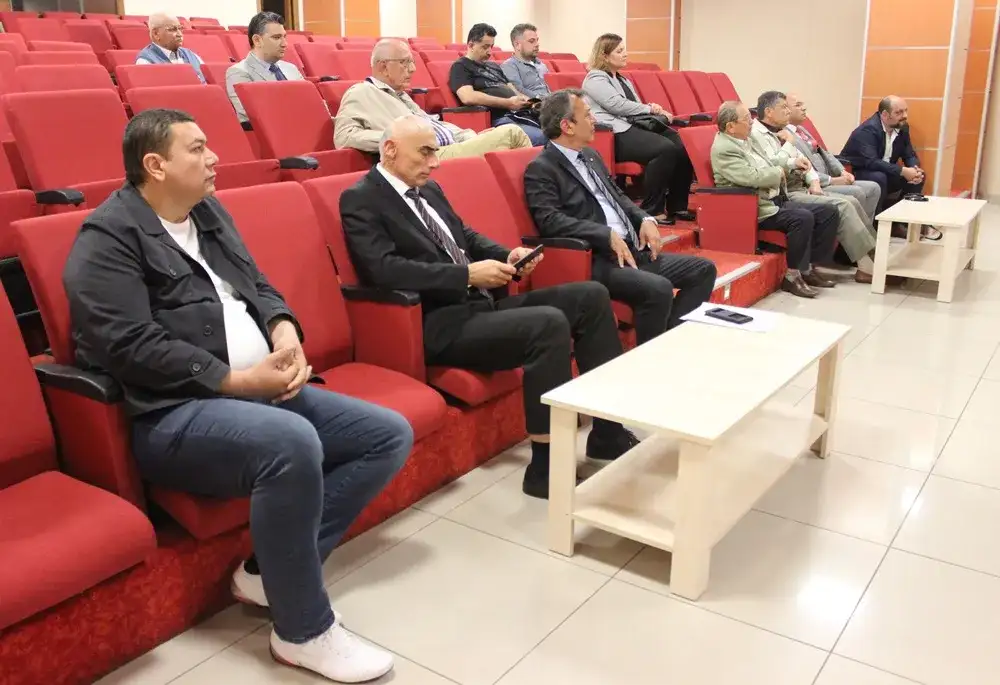 Zeytinyağı fabrikacıları MİTSO'da toplandı.  HEDEF; KOSGEB DESTEĞİYLE ZEYTİNYAĞI ÜRETİMİNDE SIFIR ATIK - 2