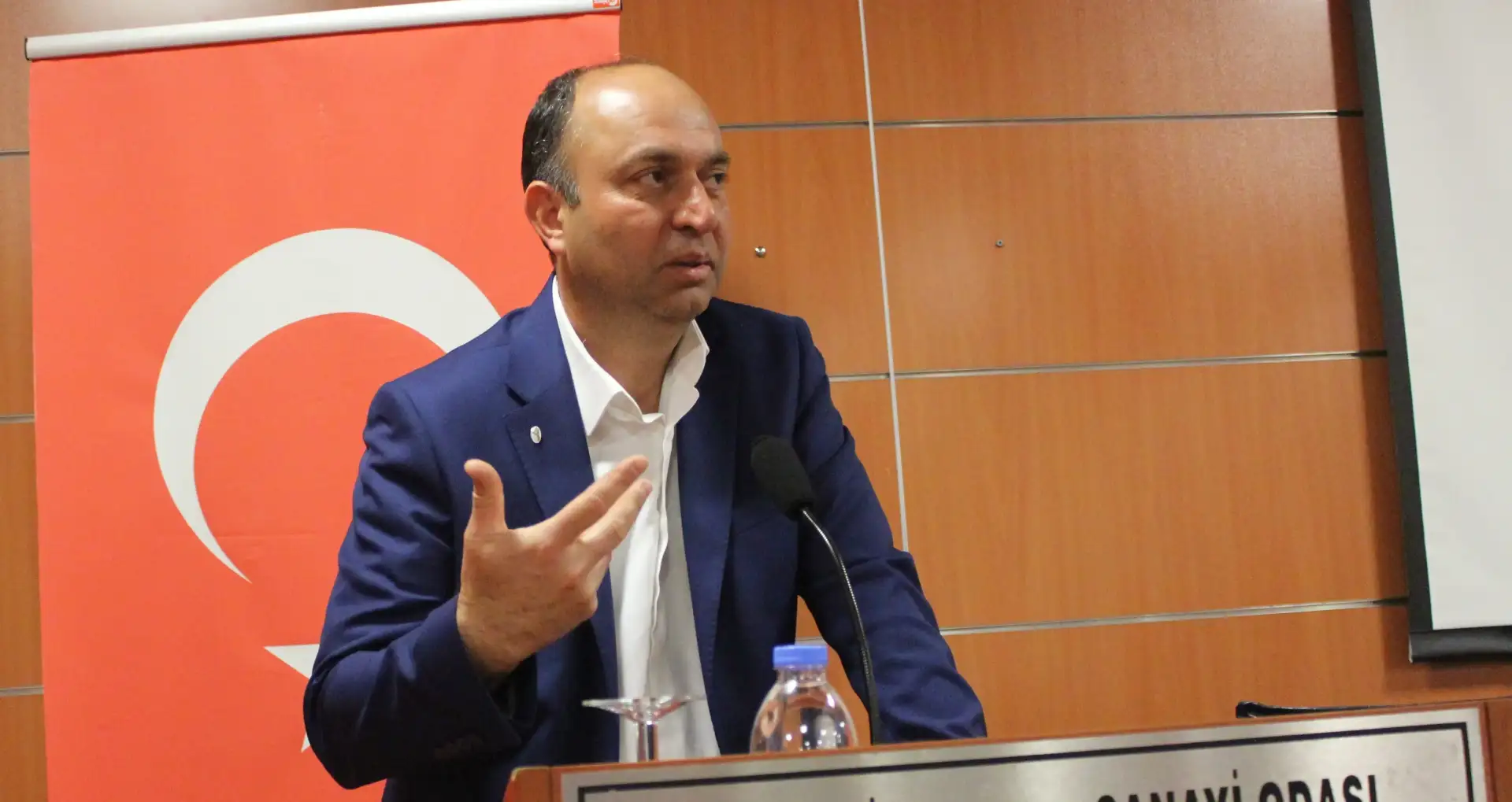 Zeytinyağı fabrikacıları MİTSO'da toplandı.  HEDEF; KOSGEB DESTEĞİYLE ZEYTİNYAĞI ÜRETİMİNDE SIFIR ATIK