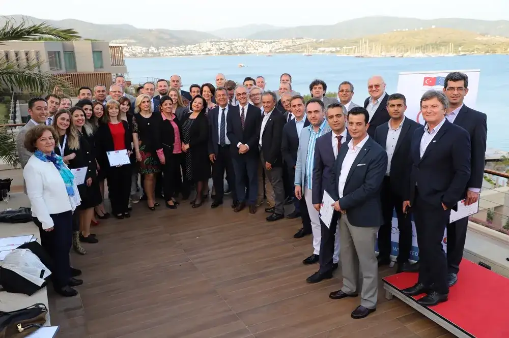 TÜRKİYE - AB İŞ DÜNYASI DİYALOGU KAPSIMINDA					  TÜRKİYE'DEN VE AB'DEN ODA VE BORSA YÖNETİCİLERİNE BODRUM'DA EĞİTİM - 2