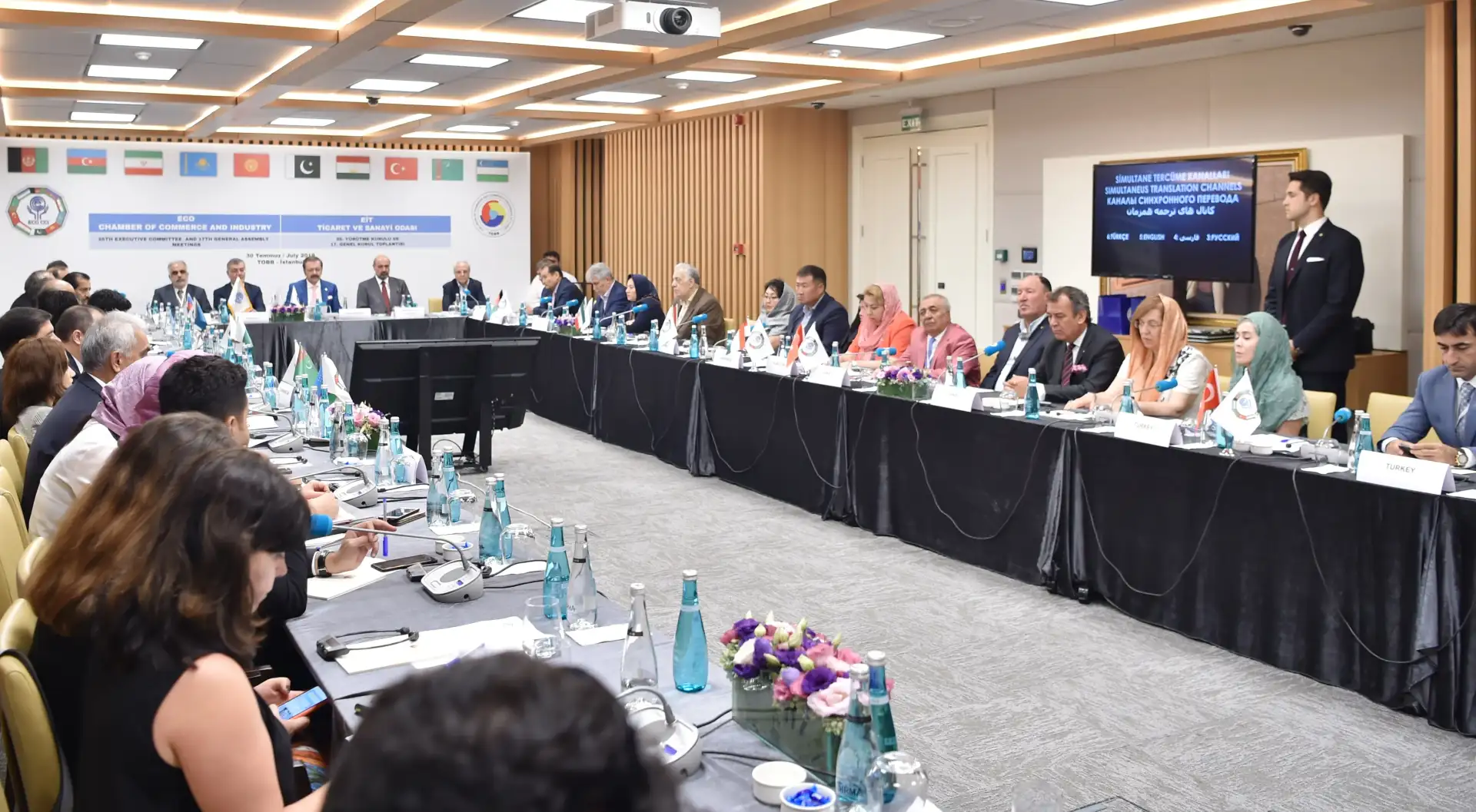 ECO ülkeleri arasında ticaret ve işbirliğinin geliştirilmesi istendi "TÜRKİYE DÜNYANIN ÖNDE GELEN İLK 10 TURİZM VE SAĞLIK TURİZMİ DESTİNASYONU İÇİNDE" - 2