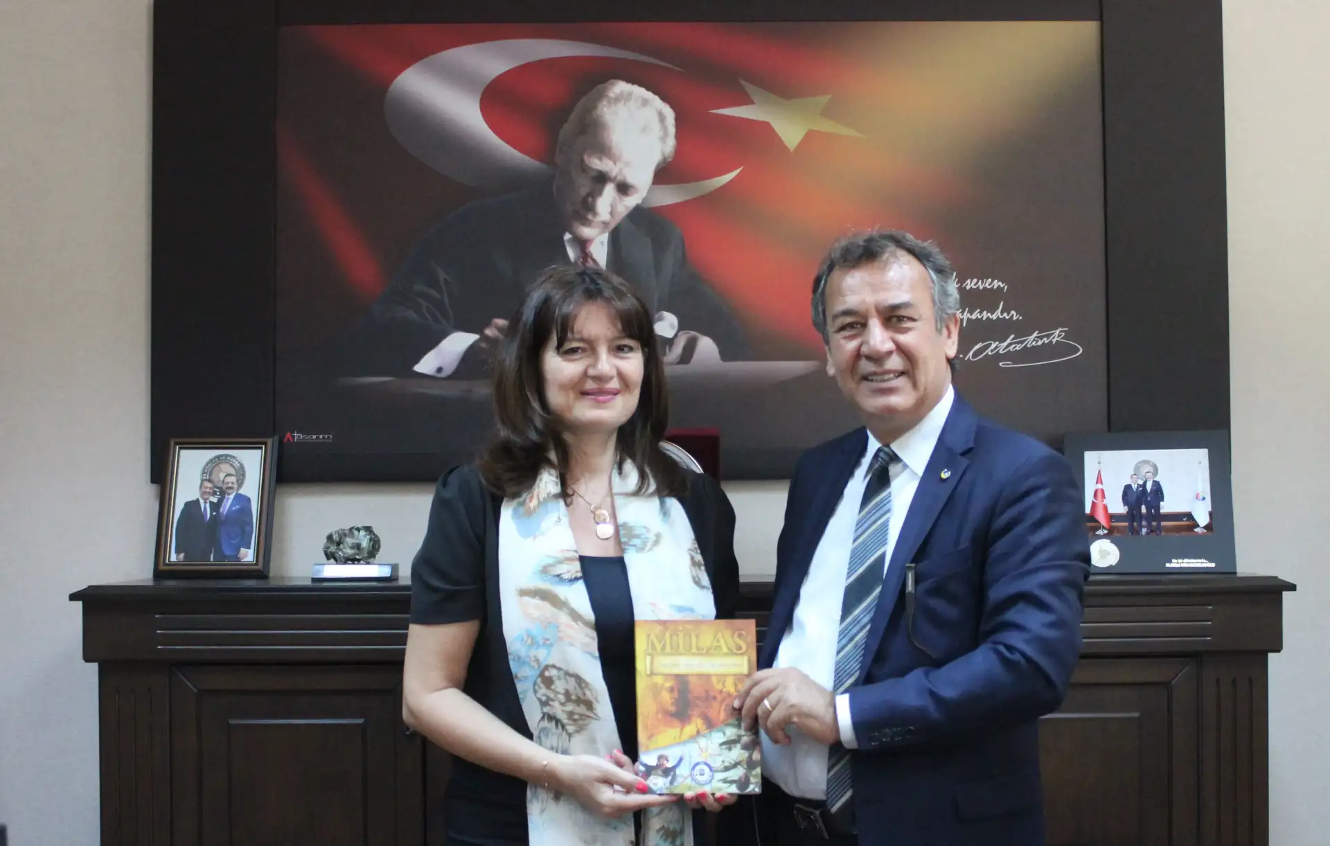 Yunanistan'ın İzmir Başkonsolosu Argyro Papoulia'dan MİTSO'da dostluk ve işbirliği çağrısı: "TURİZM, TİCARET VE KÜLTÜR, ARACILIĞIYLA YUNANLAR VE TÜRKLER DAHA DA YAKINLAŞMAKTADIR"