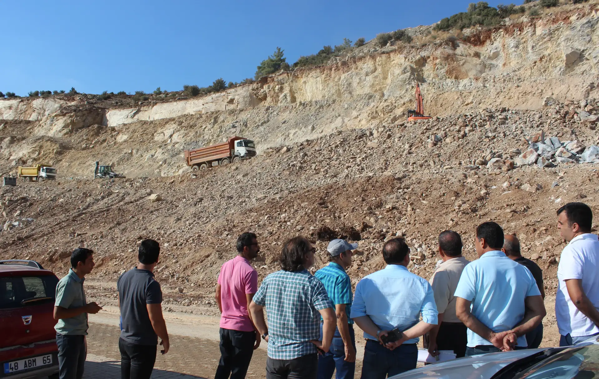 MİLAS OSB'DE SANAYİ PARSELLERİNİN DÜZLENMESİ İÇİN İHALEYE YAPILACAK