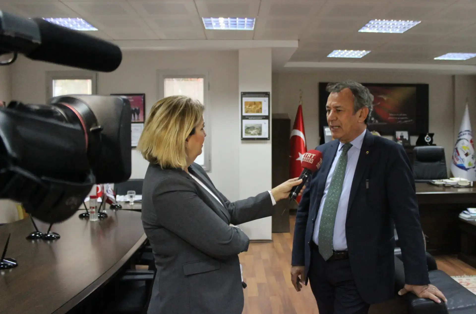 TRT Haber, MİTSO Yönetim Kurulu Başkanı Reşit Özer ile röportaj yaptı:    "MİLAS ZEYTİNYAĞINA MARKA DEĞERİ KAZANDIRDIK"