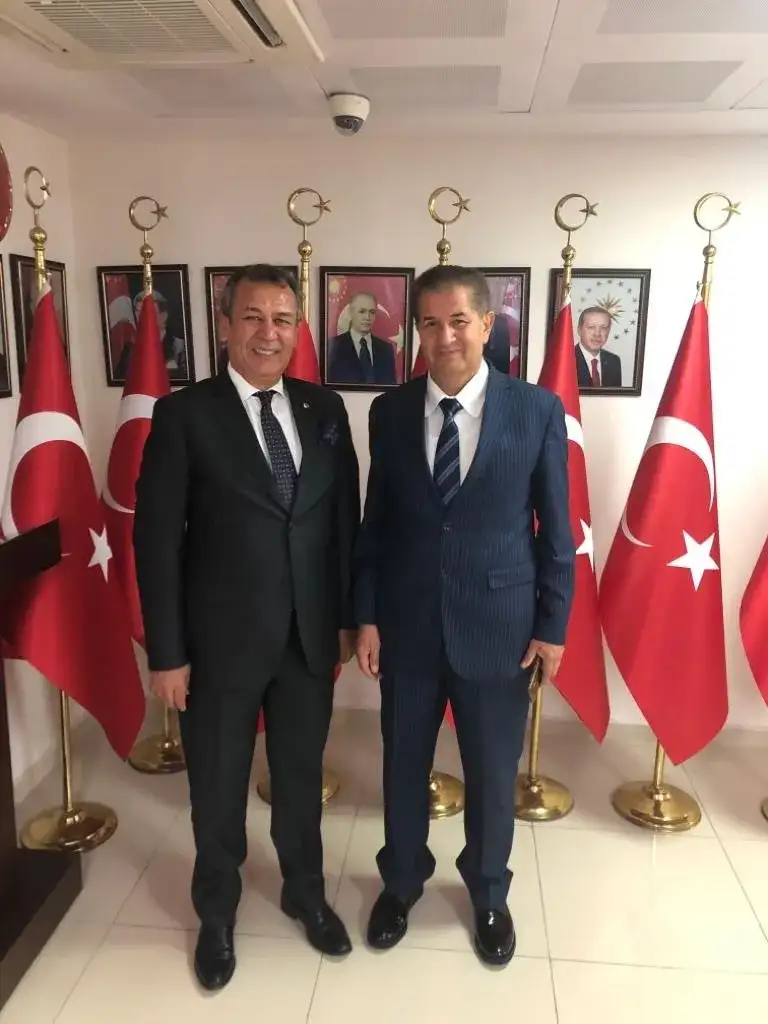 REŞİT ÖZER, MİLAS ESKİ KAYMAKAMI HULUSİ DOĞAN'I ZEYTİN HASAT'A DAVET ETTİ - 1