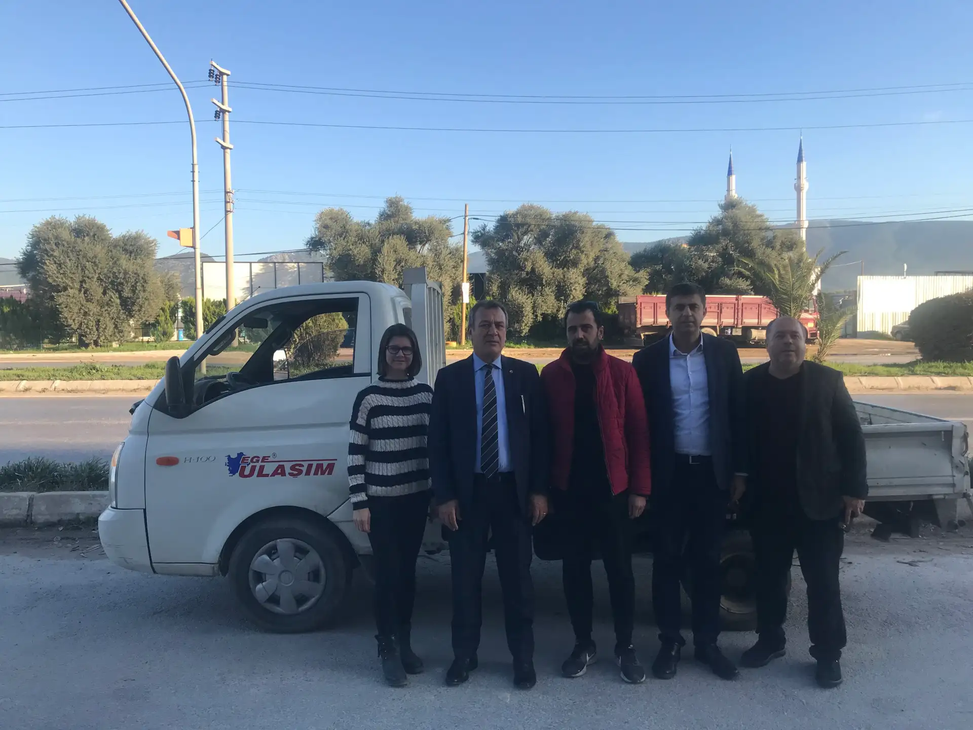 MİTSO üyelerini ziyaret ediyor: MİTSO'DAN EGE ULAŞIM MİLAS ACENTESİNE HAYIRLI İŞLER.