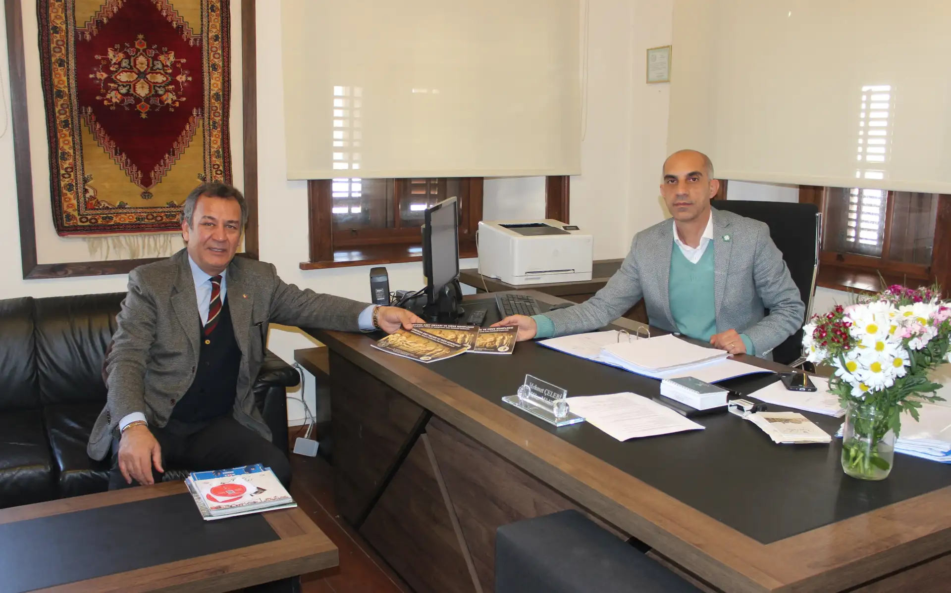 MİTSO'dan yeni Müze Müdürü Mehmet Çelebi'ye Uzunyuva kitapçıklarıyla kutlama ziyareti: "UZUNYUVAYI CANLANDIRALIM" - 2