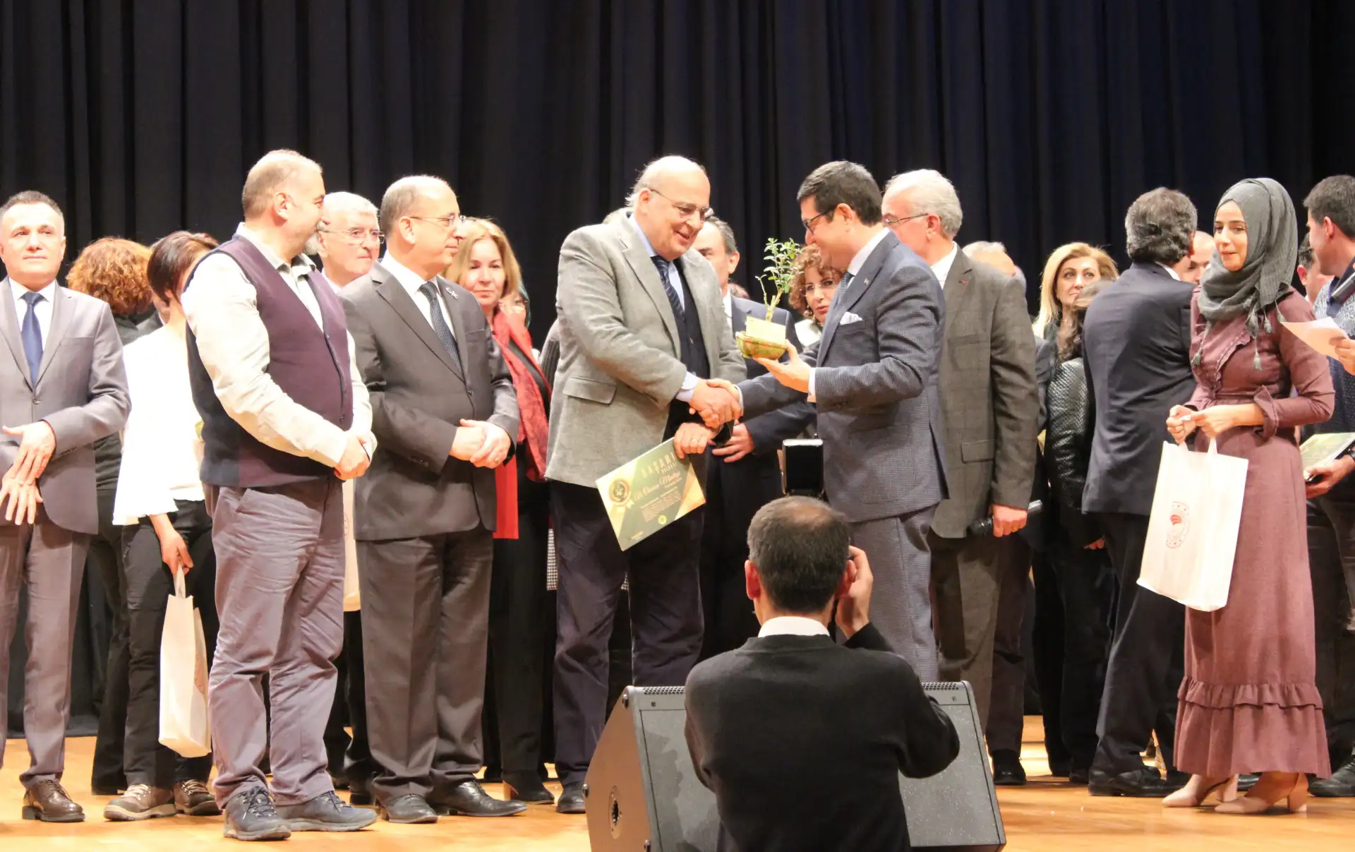 MİLAS, MUĞLA'NIN EN İYİ ZEYTİNYAĞLARI YARIŞMASINDAN GURURLU DÖNDÜ - 1