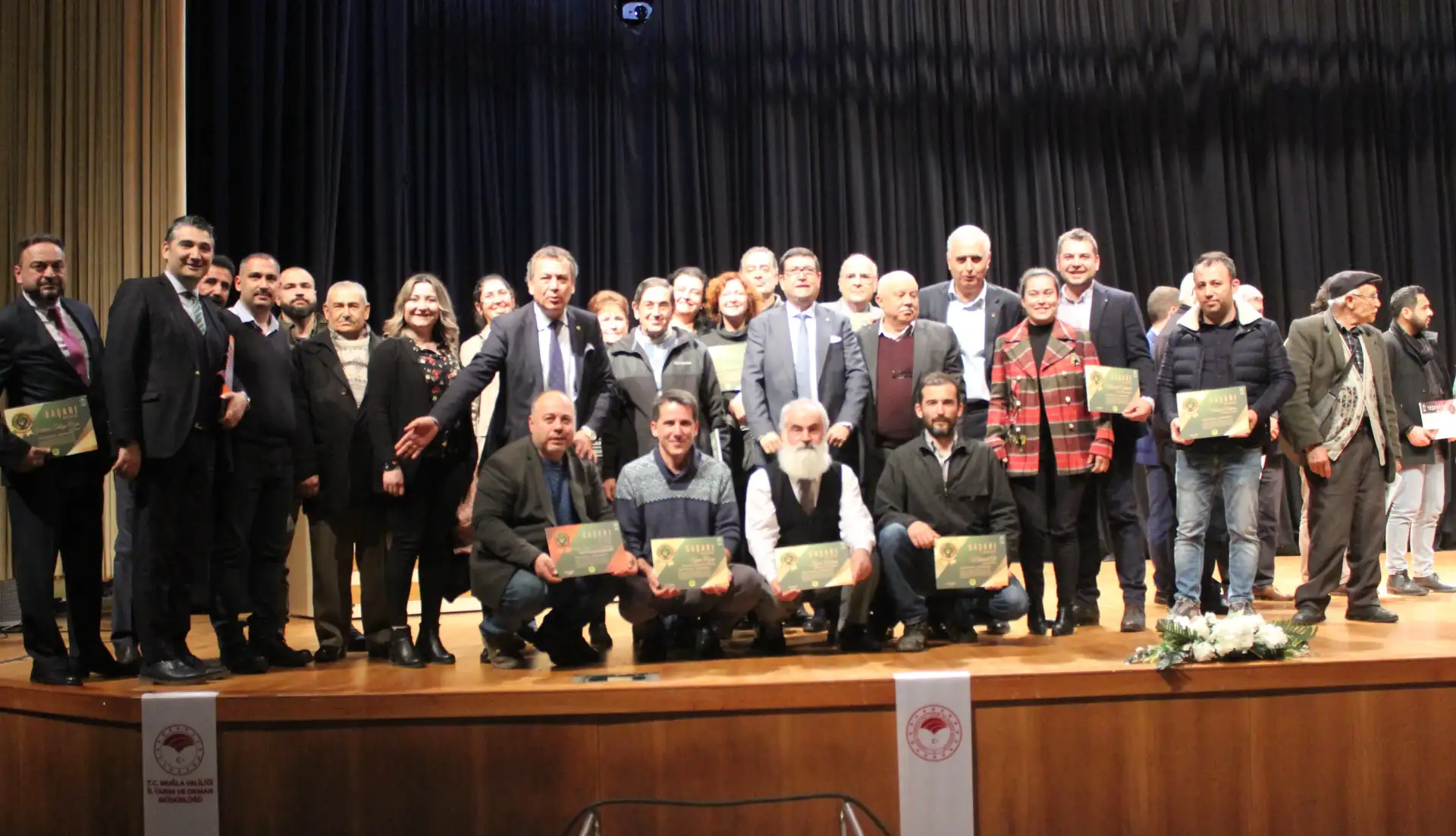 MİLAS, MUĞLA'NIN EN İYİ ZEYTİNYAĞLARI YARIŞMASINDAN GURURLU DÖNDÜ