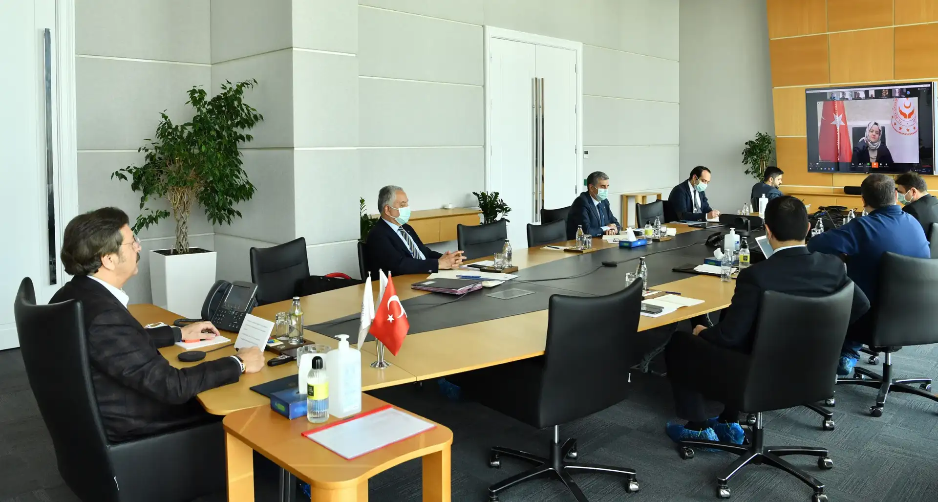 TOBB BAŞKANI ÖNLEMLERİ VİDEO KONFERANSLA ODA BAŞKANLARINA ANLATTI - 1