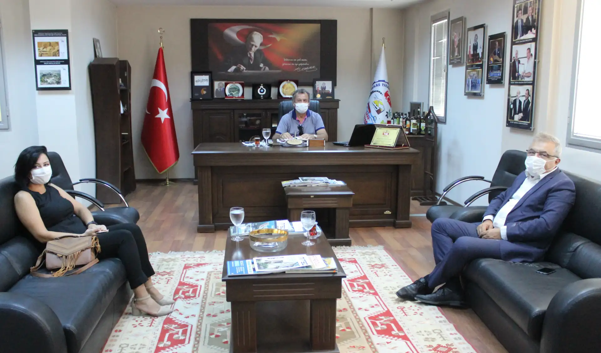 Vakıfbank Milas Şubesi Müdürü MİTSO'da... "KÜÇÜK ÜRETİCİLER BİRLEŞMEZSE PİYASADA REKABET EDEMEZ" - 1