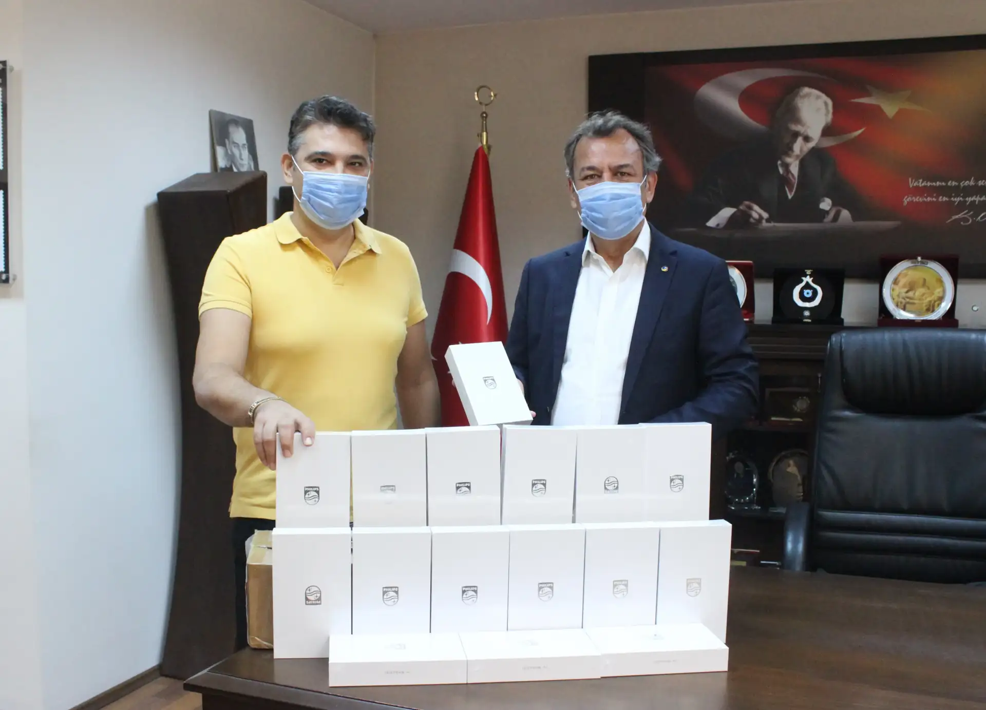 MİTSO'YA BAĞIŞLANAN TABLETLER MİLLİ EĞİTİME TESLİM EDİLDİ. - 1