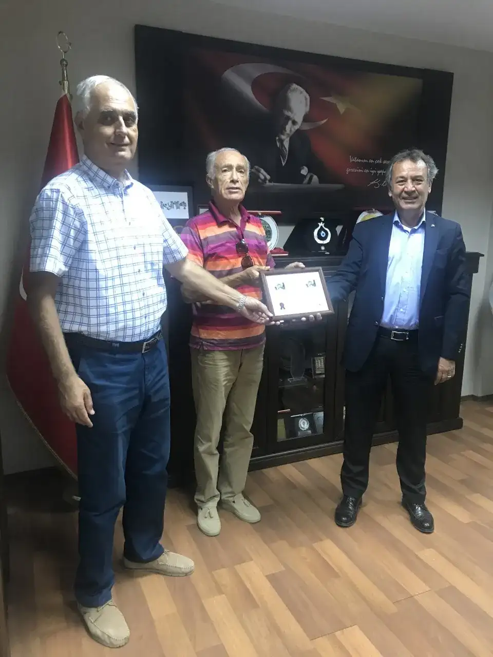 İzmir'deki Milaslılar Derneği'nden MİTSO'ya: "DERNEĞİMİZE VE ÖĞRENCİLERİMİZE KATKILARINIZ İÇİN TEŞEKKÜRLER" - 2