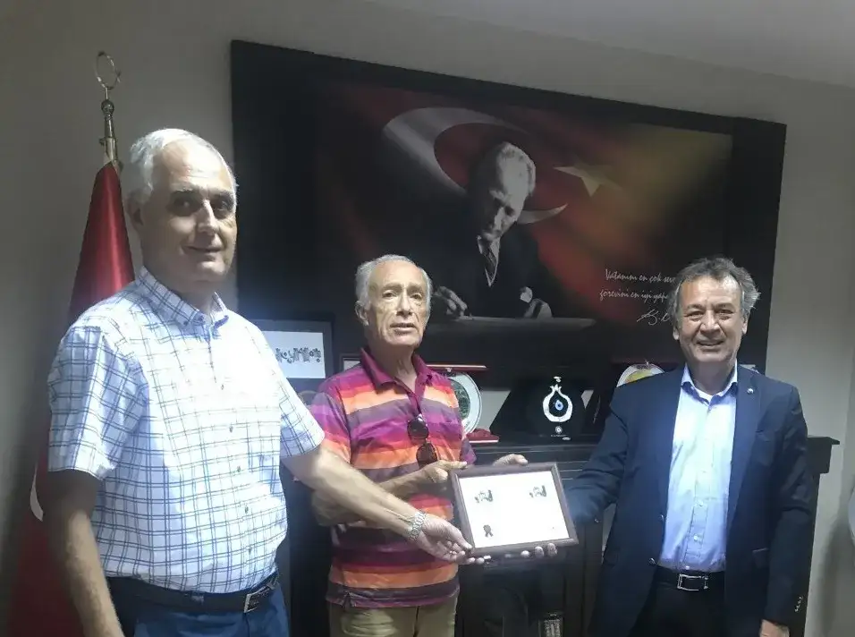 İzmir'deki Milaslılar Derneği'nden MİTSO'ya: "DERNEĞİMİZE VE ÖĞRENCİLERİMİZE KATKILARINIZ İÇİN TEŞEKKÜRLER"