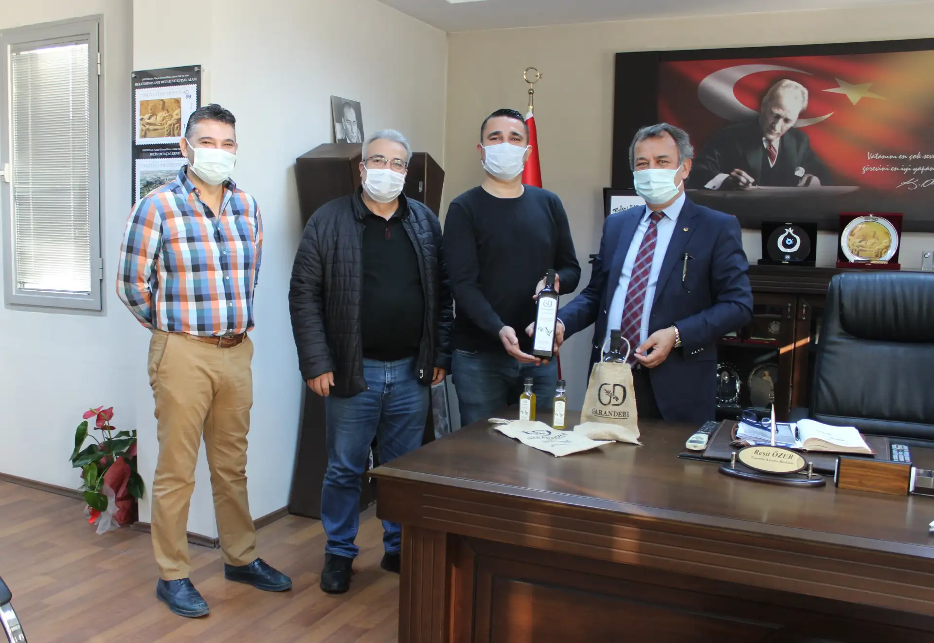 Coğrafi işaret, Milas zeytinyağında markalaşma yarışı başlattı... "HEDEFİMİZ HER EVE BİR DAMLACIK OLSUN,  ZEYTİNYAĞI SOKMAK" - 2