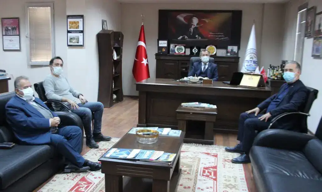 CHP Milletvekili Özcan ve arkadaşları MİTSO’da… MİTSO’NUN AB COĞRAFİ İŞARETİNİ VE YENİ YILI KUTLADILAR