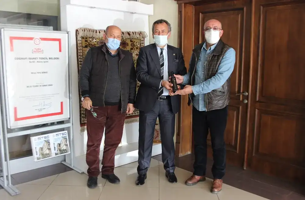 Yeni üretim döneminin hazırlıkları şimdiden başladı ZEYTİN KASALARI UYKU VADİSİ’NDEN…