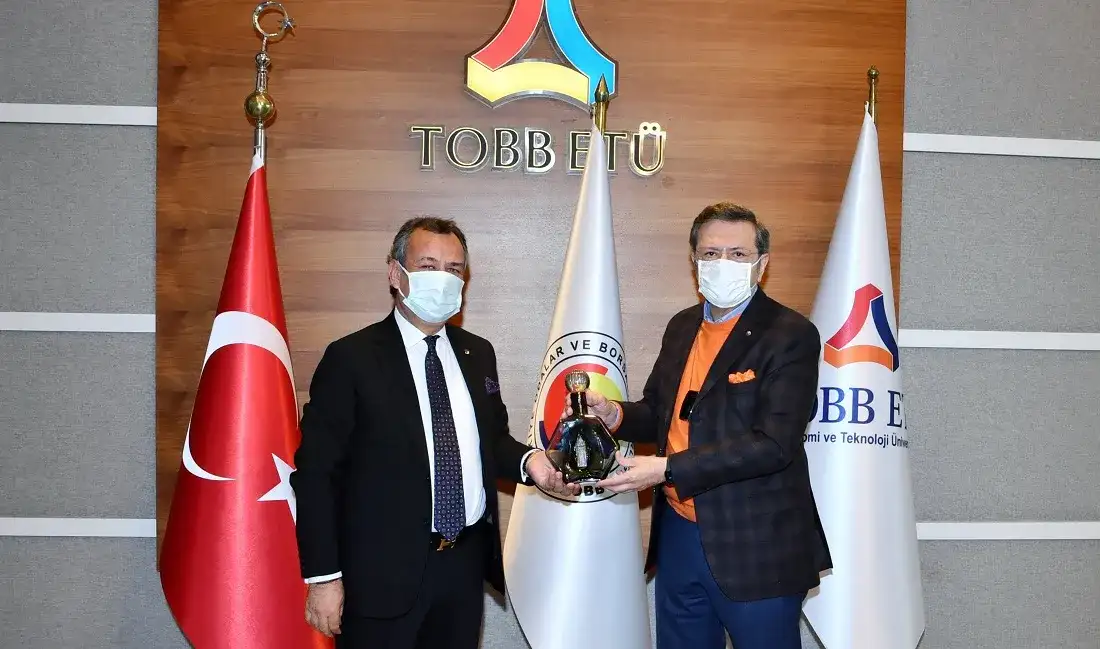 İlk 6 ayı ödemesiz, sonrası 12 eşit taksitte ödenmek koşuluyla ve yıllık yüzde 17.50 faizle...TOBB VE 10 BANKANIN İŞBİRLİĞİNDE YENİDEN NEFES KREDİSİ... - 1