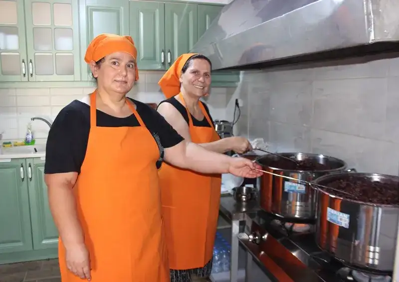 Milas'ta 14 kadının örnek kooperatif başarısı... YÖRESEL ÜRÜNLERİ KENDİLERİ ÜRETİP KENDİLERİ SATIYORLAR... - 2