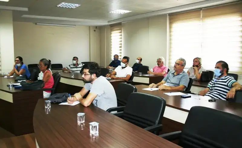 Milas'ın coğrafi işaretli zeytinyağı üreticileri MİTSO'da buluştu: İNTERNET PAZARINDA BİRBİRLERİNİ DESTEKLEYECEKLER!