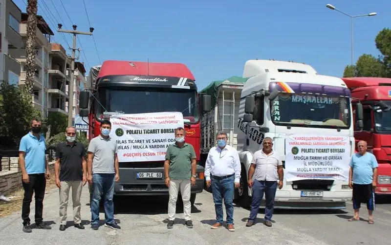 POLATLI TİCARET BORSASI ORMAN YANGINI İÇİN MİTSO'YA BİRER KAMYON UN VE HAYVAN YEMİ GÖNDERDİ