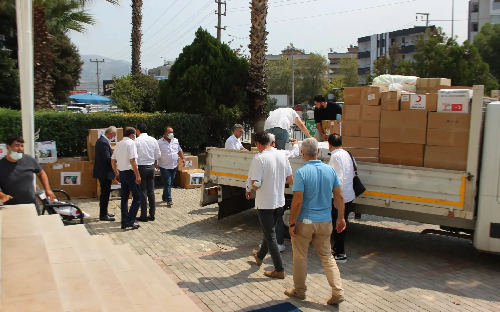 Orman yangınlarına karşı TOBB üyesi odaların dayanışması: GEBZE TİCARET ODASININ ORMAN YANGININA KARŞI MALZEME ve KUMANYA DESTEĞİ MİTSO'DA - 3