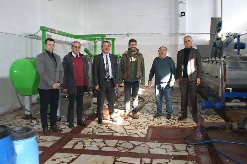 MİTSO zeytinyağı üreticilerine bolluk ve bereket diledi... BİLGİNLER ZEYTİNYAĞI FABRİKASINDA