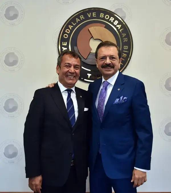 YENİDEN ICCIA BAŞKAN YARDIMCISI SEÇİLEN HİSARCIKLIOĞLU'NU KUTLADI