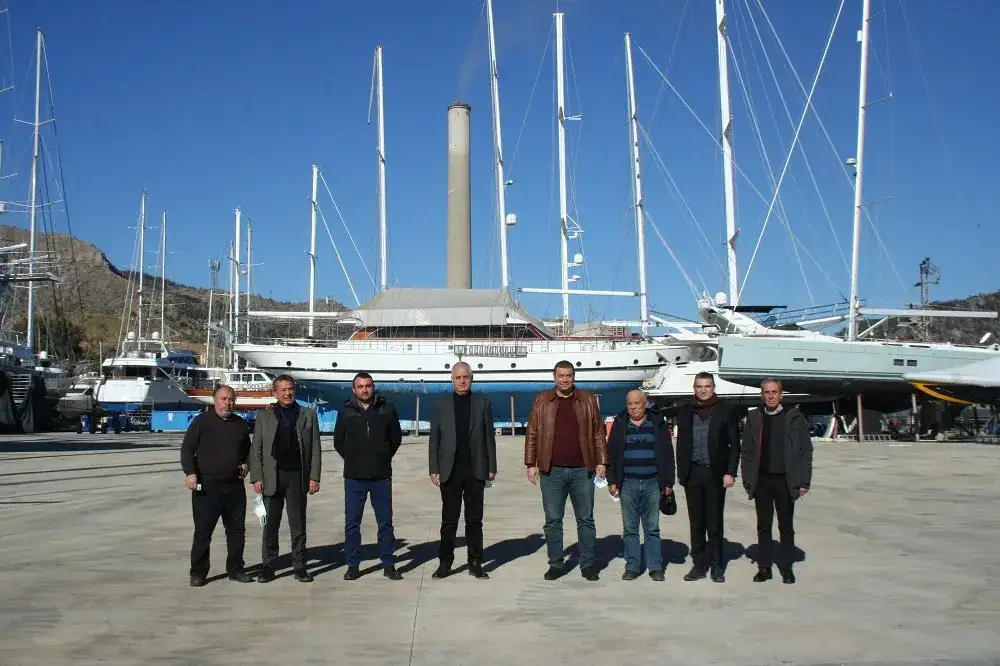 MİLAS TÜRKEVLERİNDE MODERN YAT YAPIM, BAKIM VE ÇEKEK TESİSLERİ VAR FAKAT...