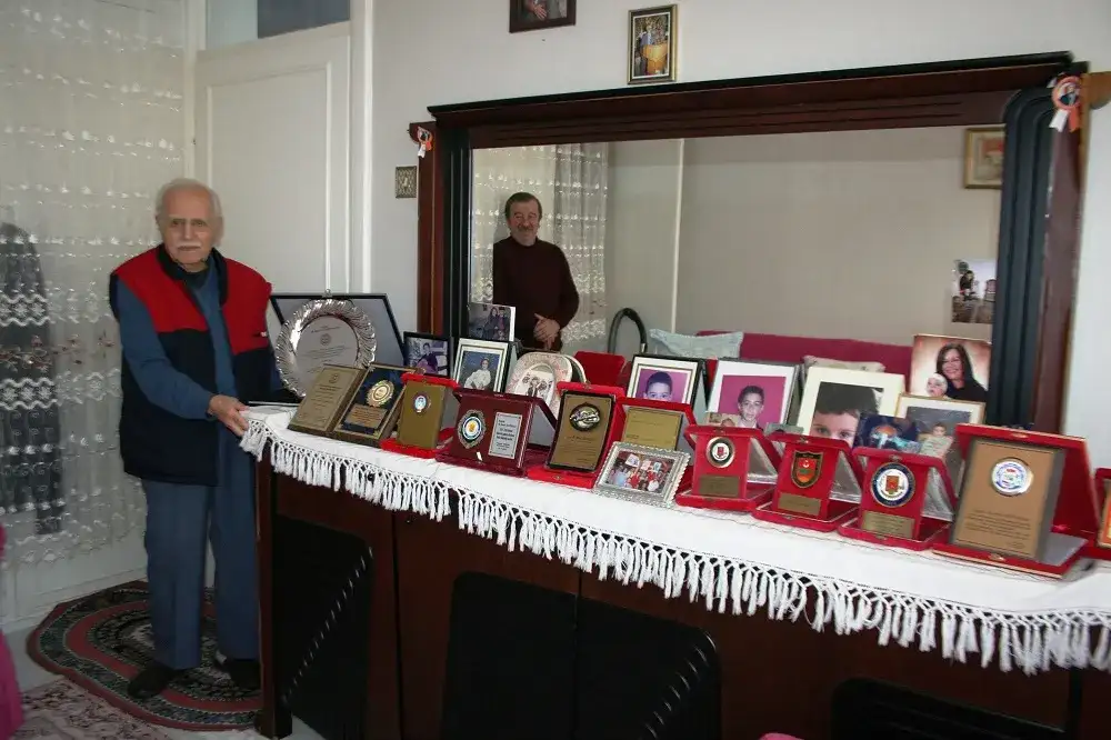 MİTSO, 50 ve daha çok yıllık üyelerini kutluyor: MİTSO'DAN 60 YILLIK ÜYE H. AVNİ DUYGULU'YA TEŞEKKÜRLER - 1