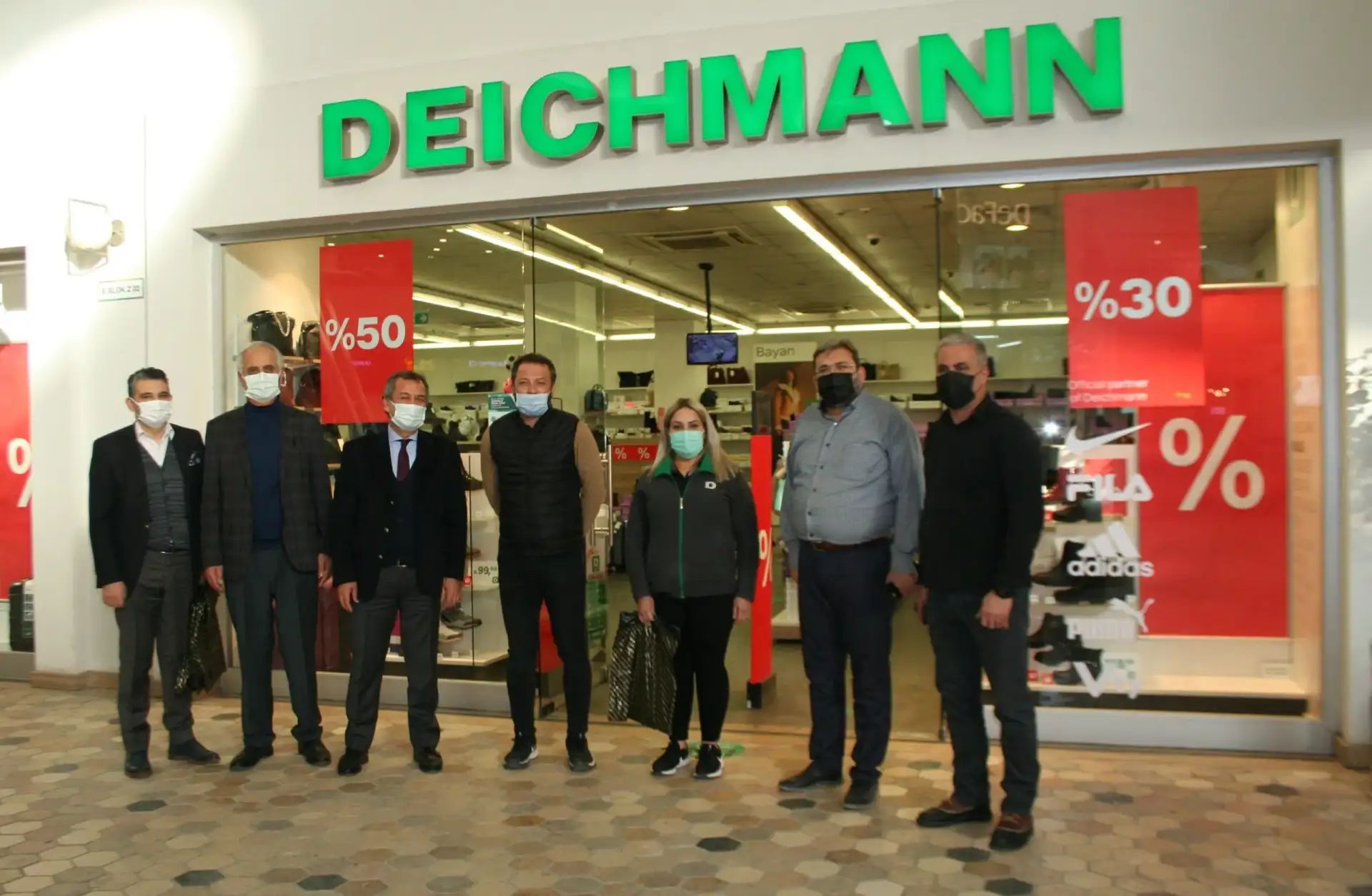 MİTSO'dan üyelerine yeni yıl ziyareti: DEICHMANN AYAKKABICILIK İŞYERİNDE