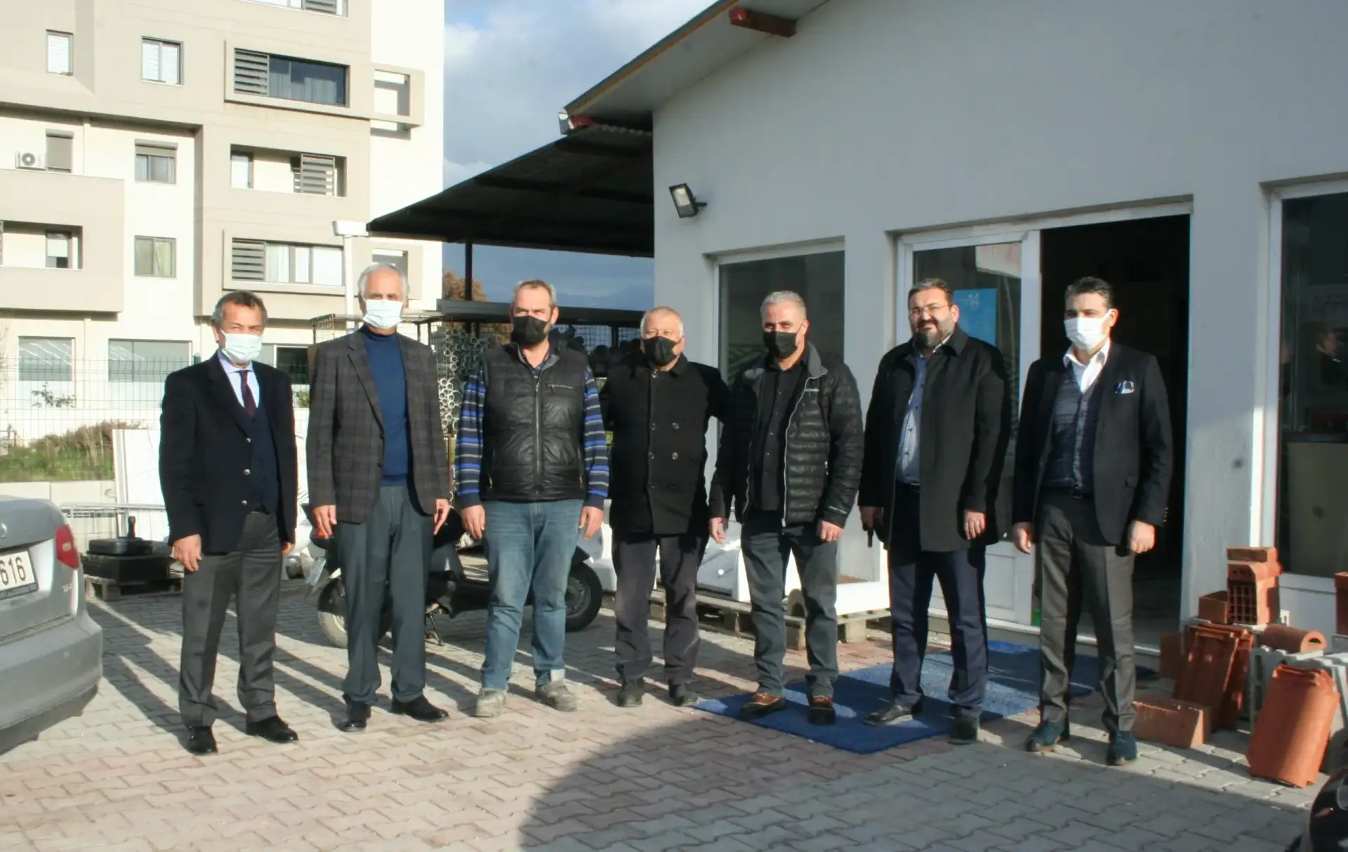 MİTSO'dan üyelerine yeni yıl ziyareti: KARATOPRAK İNŞAAT YAPI MARKET İŞYERİNDE...