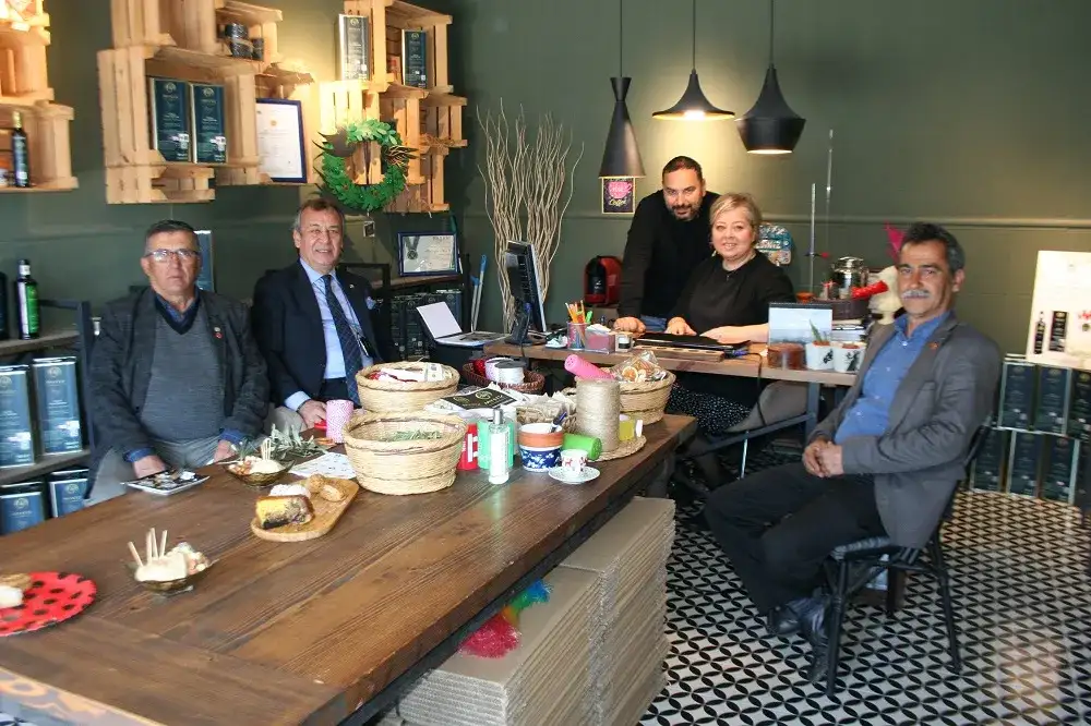 BALCILAR'DA COĞRAFİ İŞARETLİ MYSTİC ZEYTİNYAĞI - 1