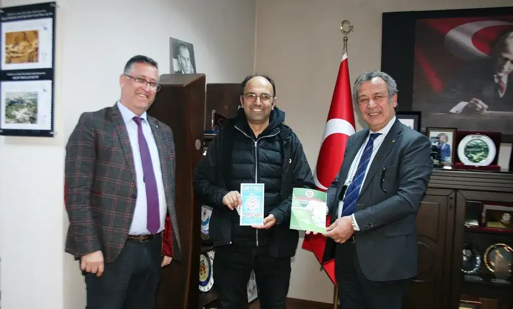 KOZABİRLİK MİTSO'DA... "TÜRKİYE'DE YILDA 200 TON İPEK KOZASI AÇIĞI VAR"