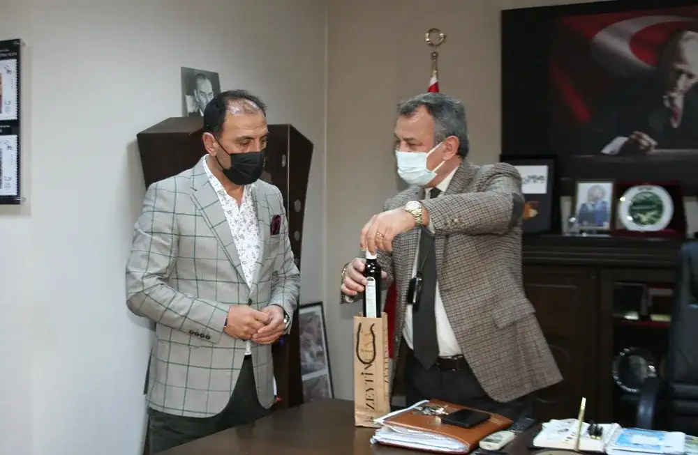 BELEDİYE BAŞKANI İDİ ZEYTİNYAĞI ÜRETİCİSİ OLDU - 1