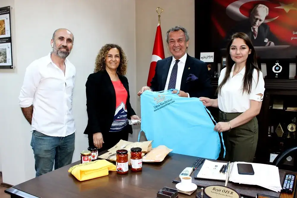 İzmir'in Usta Kadınlar'ı MİTSO'da... KADINLAR İŞLERİNE VE İŞYERLERİNE ERKEKLERDEN DAHA BAĞLI...