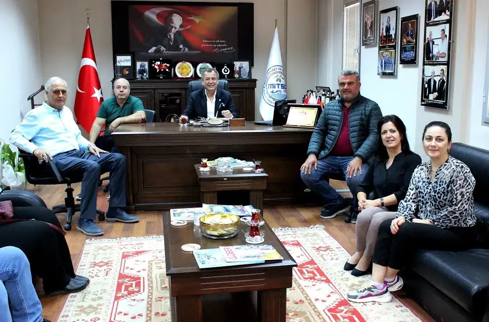 "GELECEK NESİLLER"İN YÖNETİCİLERİ GELDİ... - 1