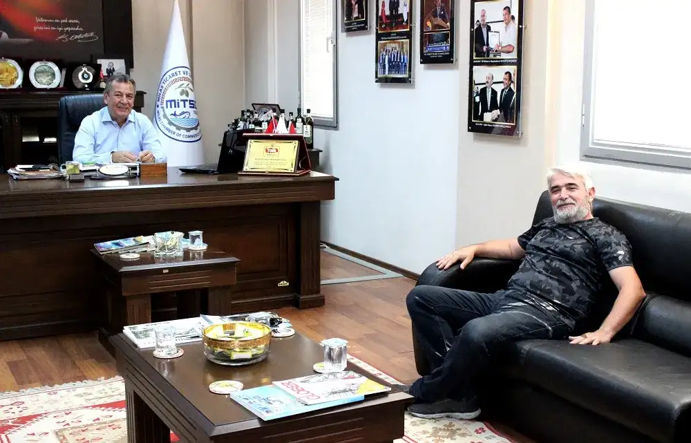 METRO İLE KIRMIZI ÇAM BALI İLE MİLAS ZEYTİNYAĞI RAFLARDA...