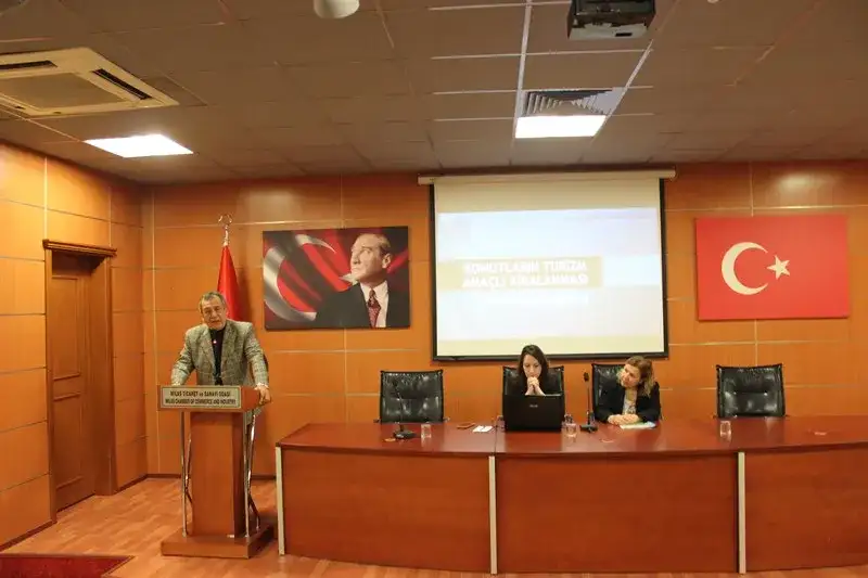 KONUTLARIN TURİZM AMAÇLI KİRALANMASI KANUNU BİLGİLENDİRME TOPLANTISI GERÇEKLEŞTİRİLDİ