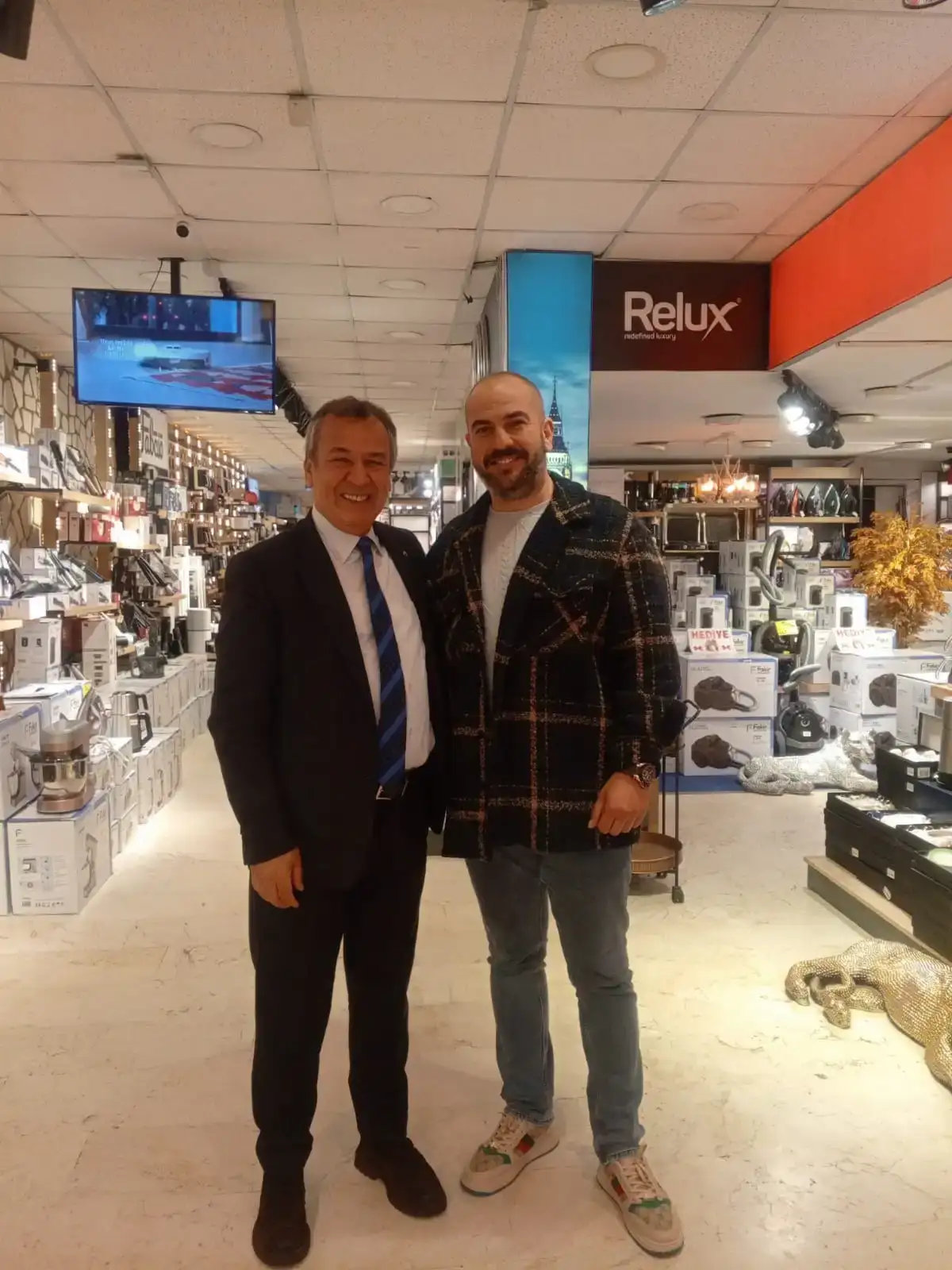 Milas Ticaret ve Sanayi Odası Başkanı Reşit Özer’den BORDO HOME Milas Şubesi’ne Ziyaret