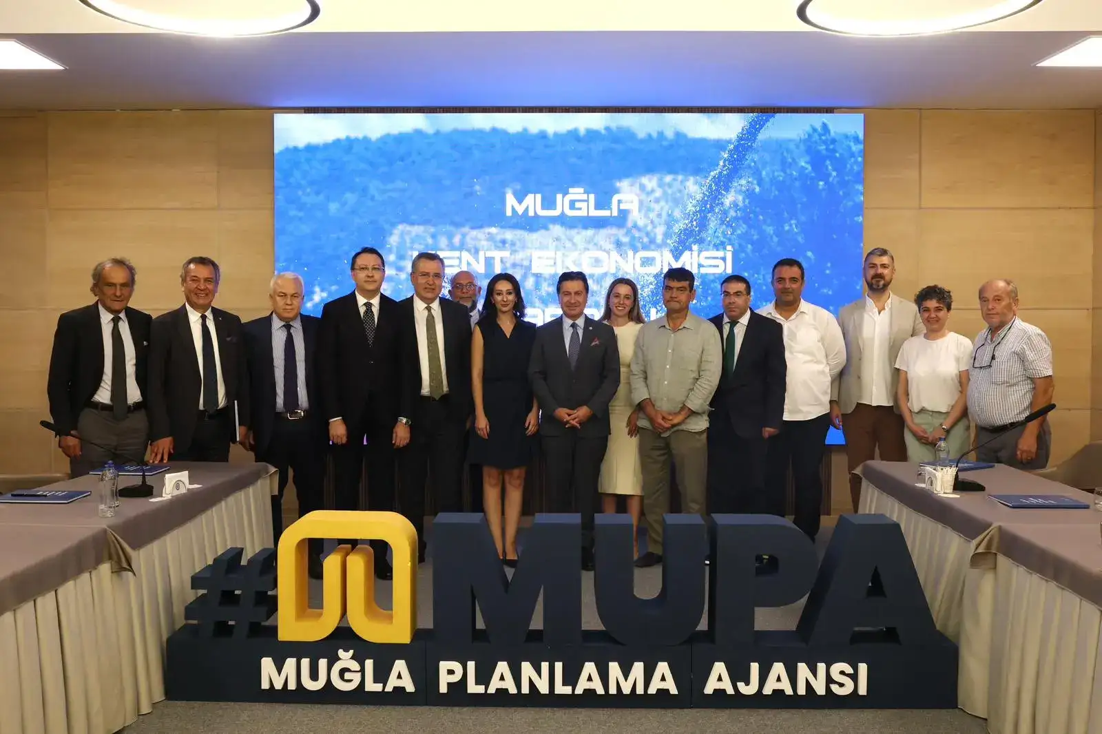 MİTSO Başkanı Reşit Özer, “Muğla Kent Ekonomisi Raporu 2025” Tanıtım Toplantısına Katıldı - 1