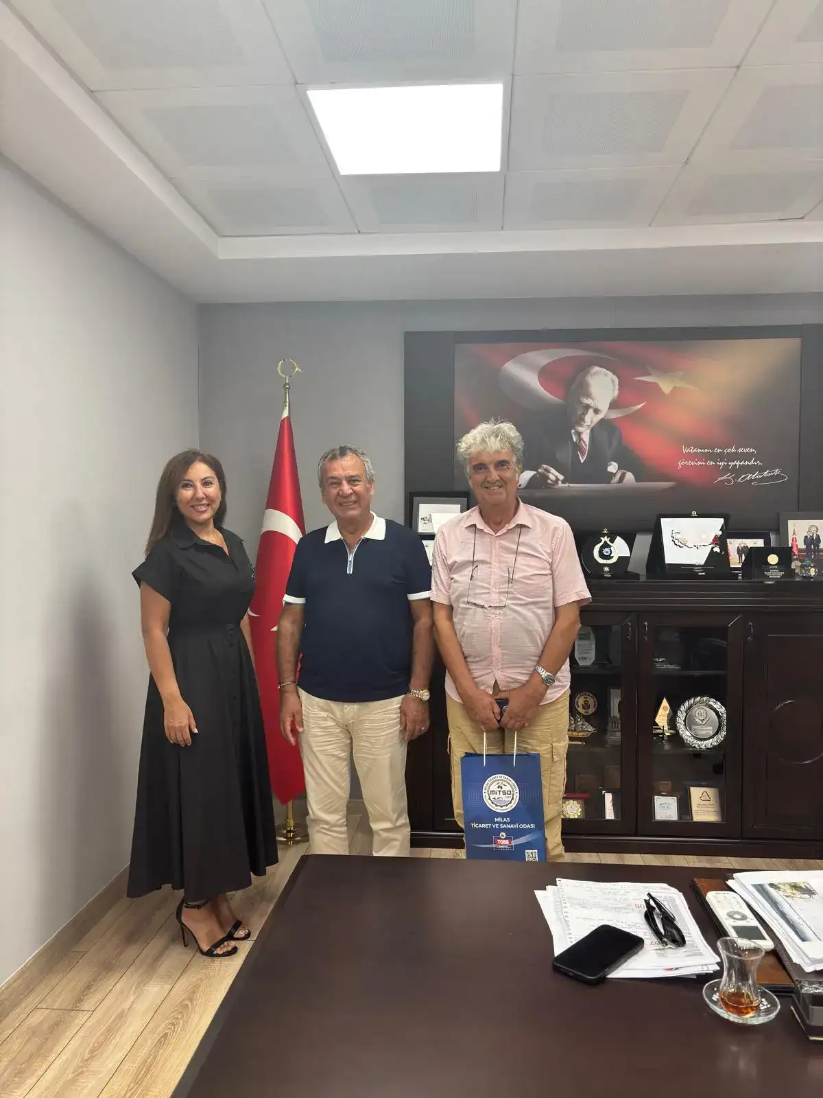 İstanbul Muğlalılar Derneği Başkanı Doç. Dr. Nimet Velioğlu ve Abdullah Kırbaş’tan MİTSO’ya Ziyaret