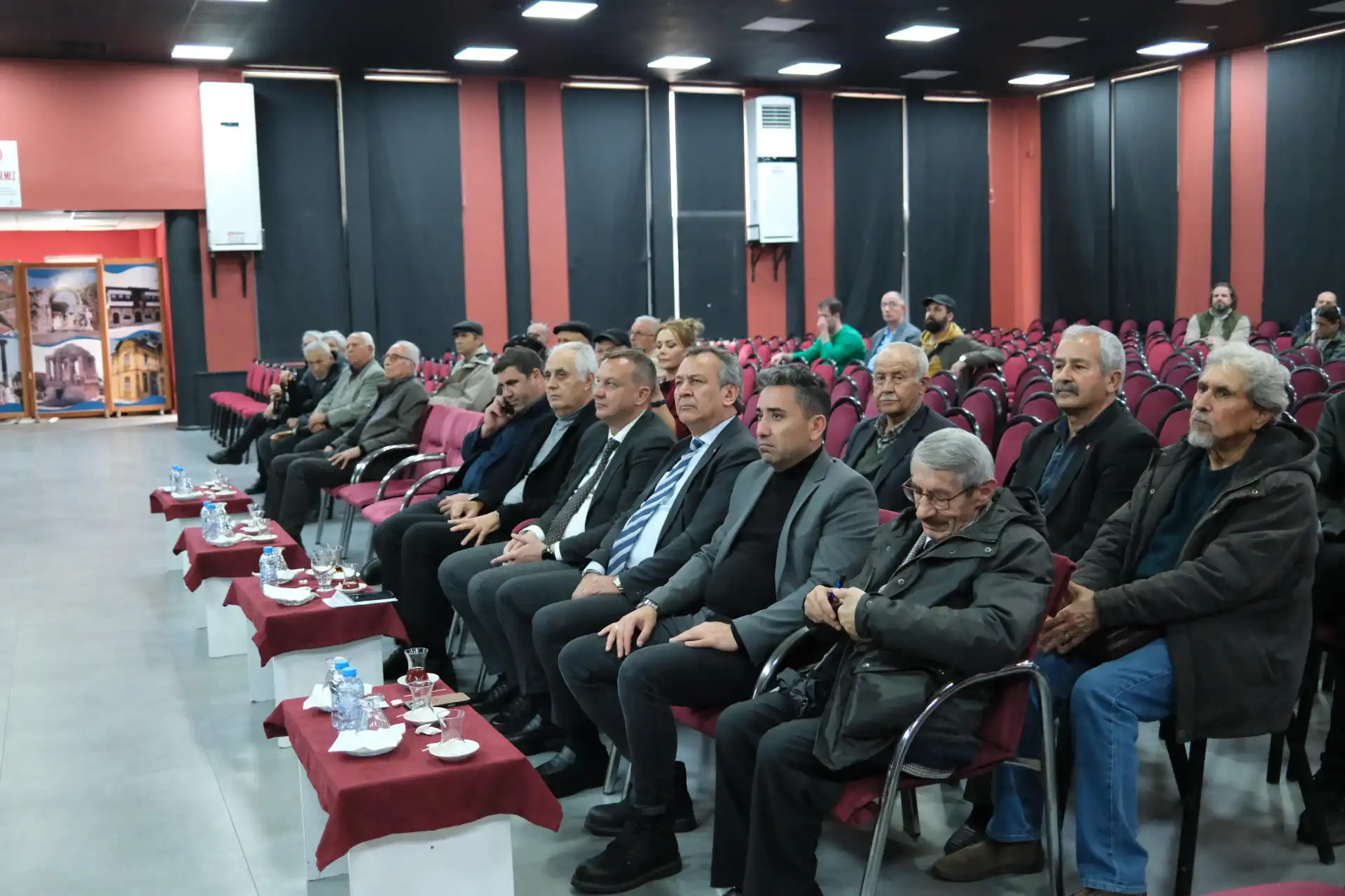 Milas Belediyesi , Milas Ticaret ve Sanayi Odası, Zeytincilik Araştırma Enstitüsü Müdürlüğü ve TAGEM  İş Birliğiyle Zeytin ve Zeytinyağı Paneli Düzenlendi - 2