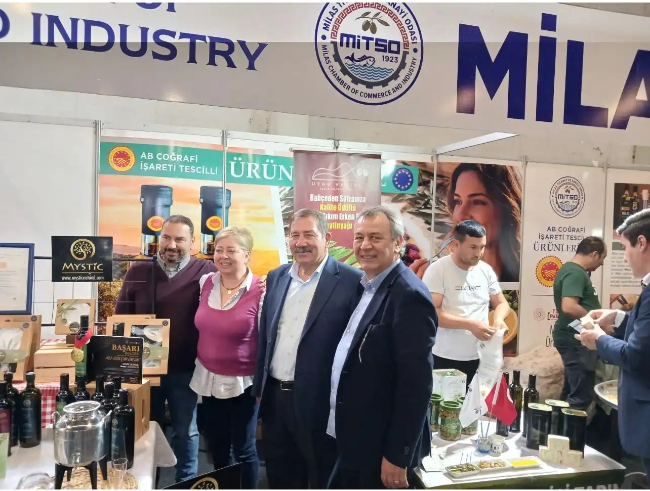 TARIM FUARINDA KATILIMCI FİRMALARA PLAKET TAKDİMİ - 8