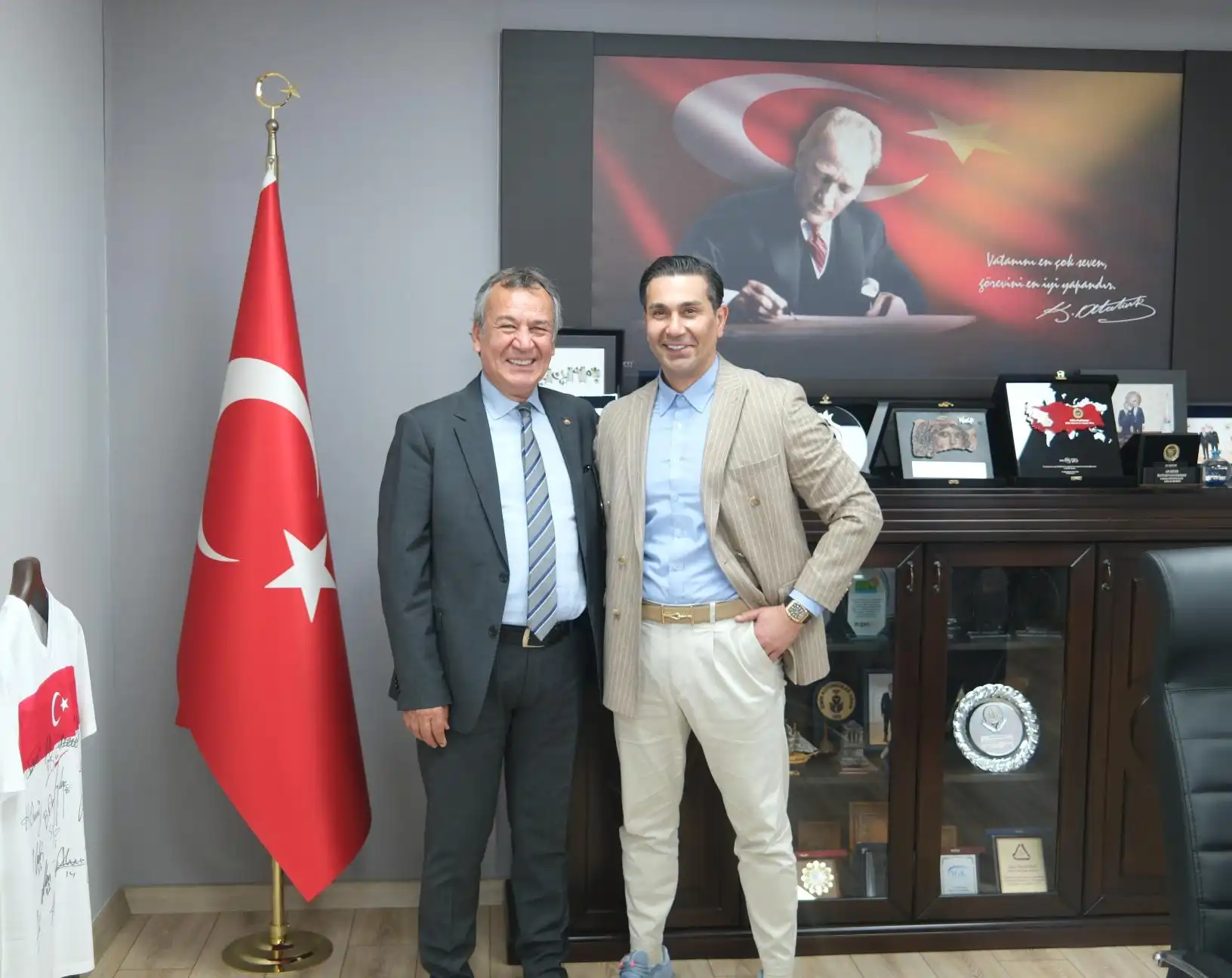 Ferhat Aydin İnvest Holding Sahibi Ferhat Aydin’dan MİTSO’ya Ziyaret